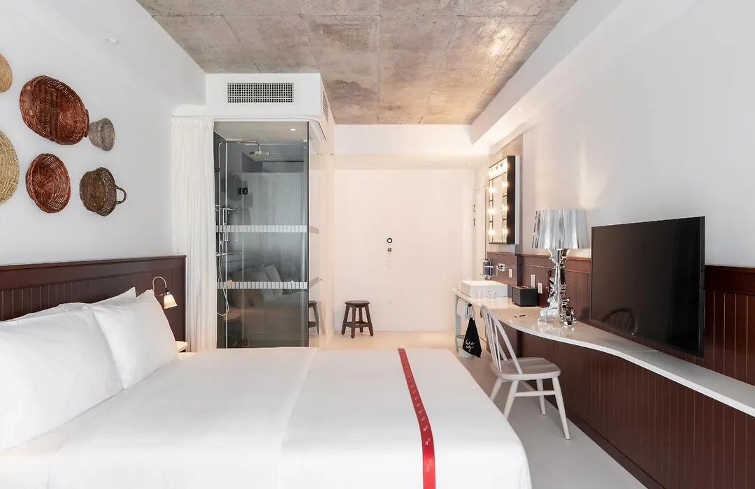 Ruby Molly Hotel Dublin By Ihg-1